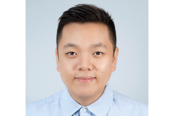 Kevin's headshot