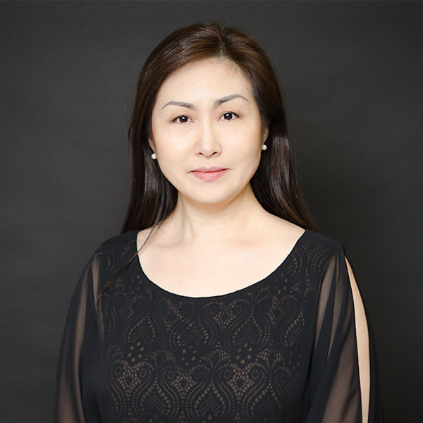 Mikyoung's headshot