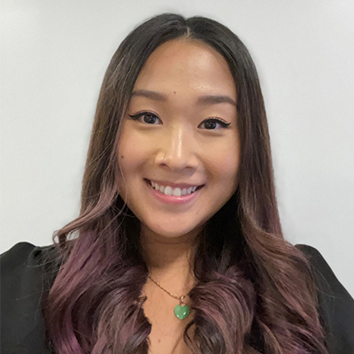 Amanda's headshot
